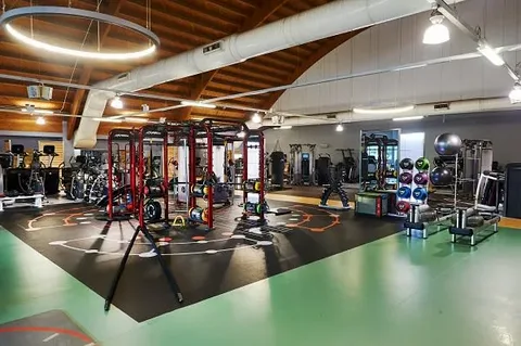 david lloyd day pass cost