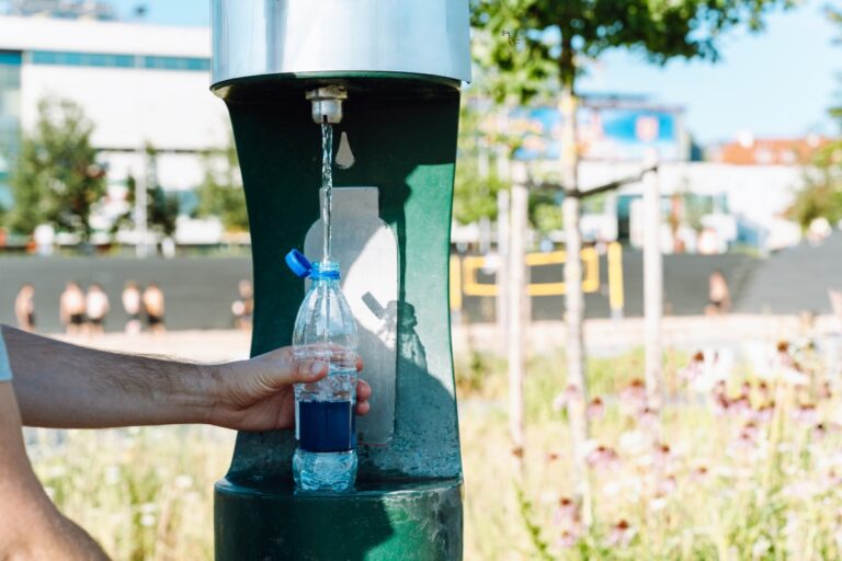How a Water Fountain with Bottle Filler Supports Healthier and More Sustainable Public Spaces