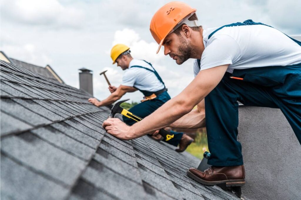 Roofing Contractor in Milwaukee, WI