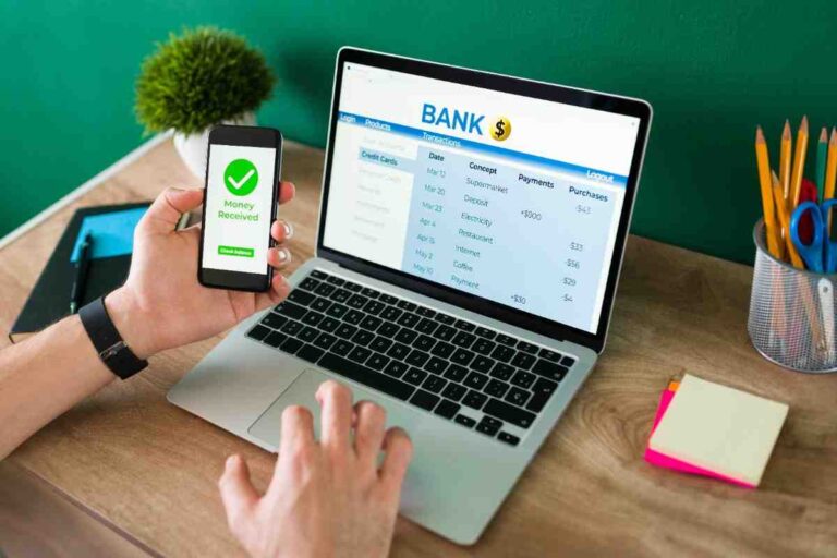 User checking Aadhaar PAN card link status online from home