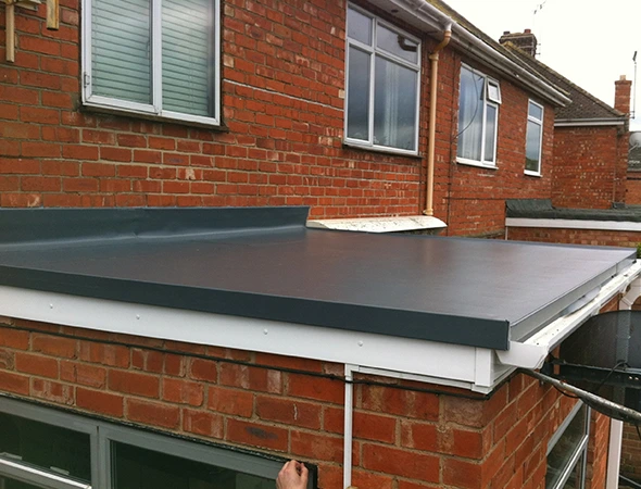 Flat-Roof-Installation-Repair-in-Eddyville-KY-3_-590-by-450-converted-from-webp