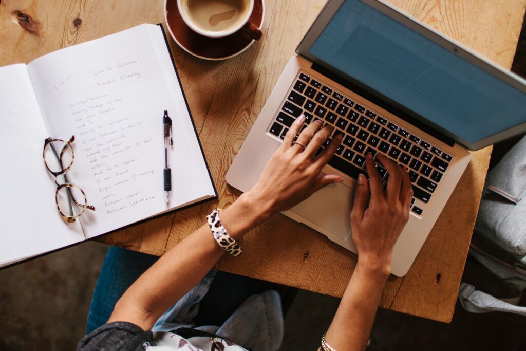 How Professional Ghostwriting Services Help Busy Authors Succeed