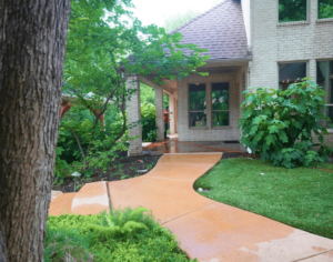 Commercial pressure washing in Dallas