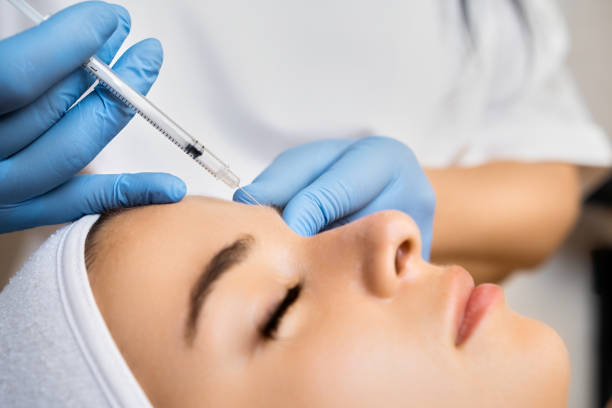 Can Baby Botox provide a subtle eyebrow lift naturally