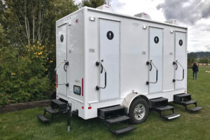 Luxury restroom services